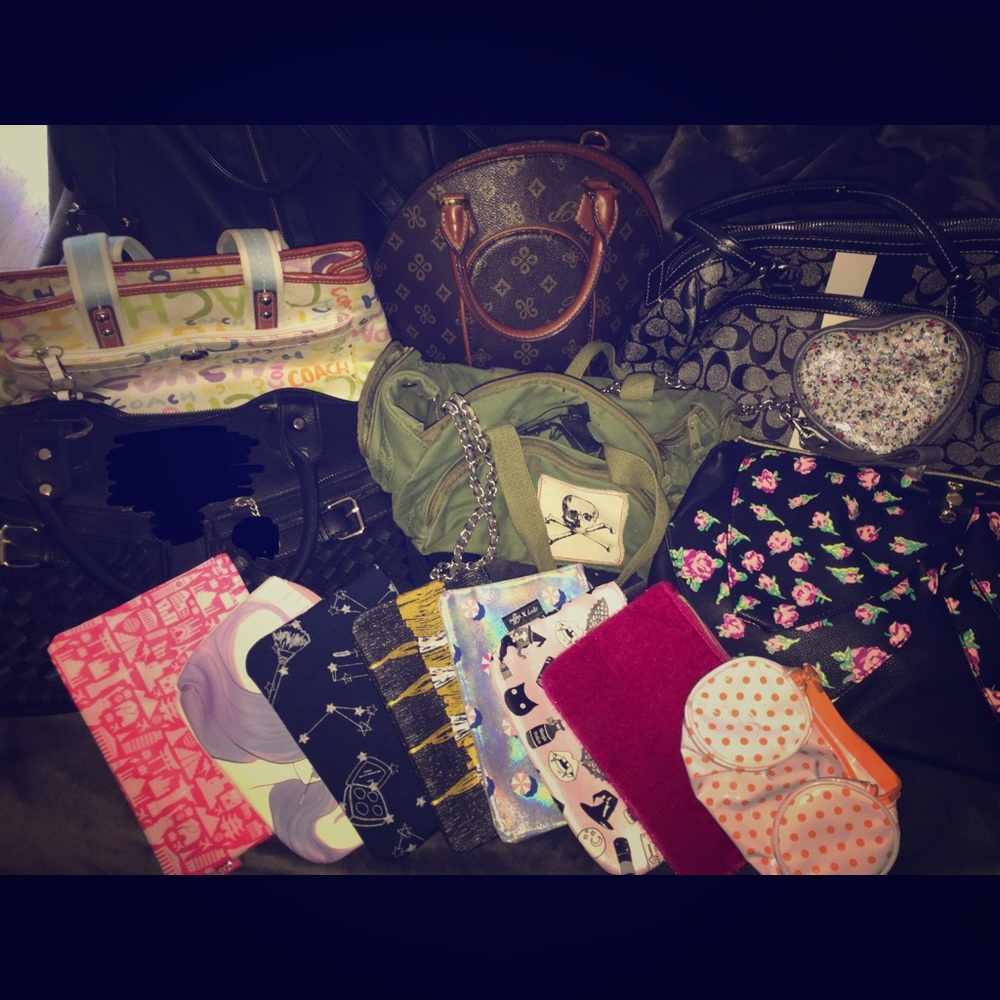 Handbag bundle